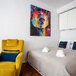 Golden Apartments In Warsaw - City Center - Zurawia